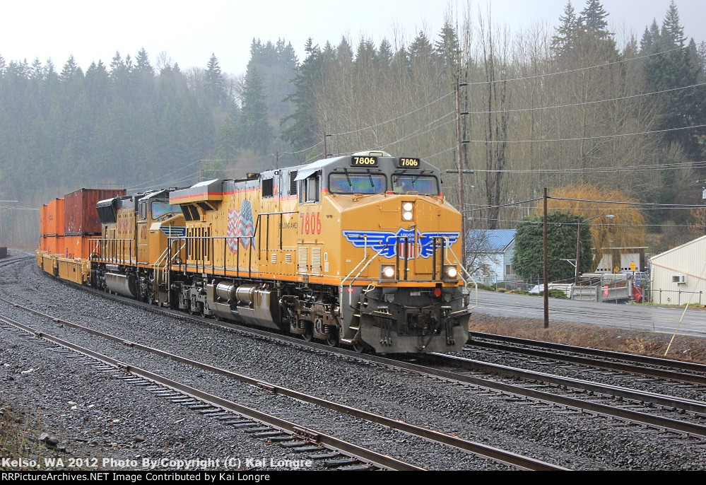 UP 7806 at Kelso, WA